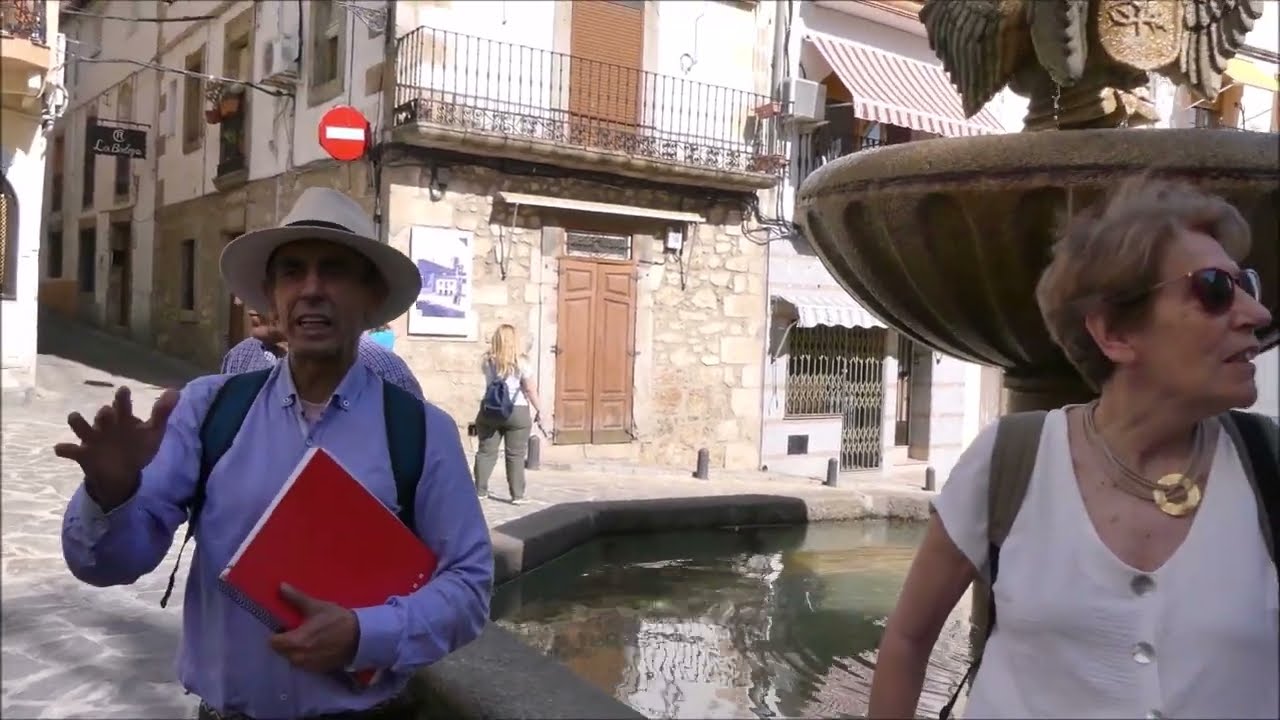 Visita Guiada Jarandilla de la Vera. Iglesia San Agustín, casa tradicional y Plaza. FIESTAS DE FUEGO