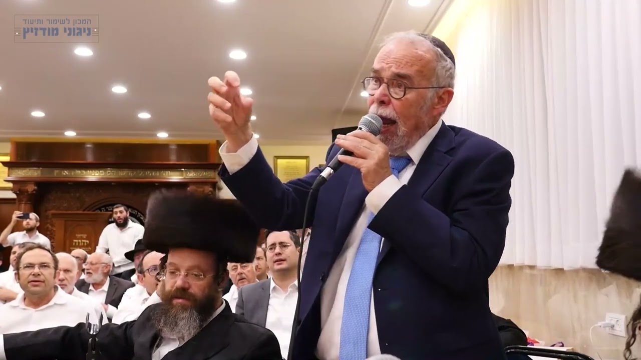 דברים וממקומך ע