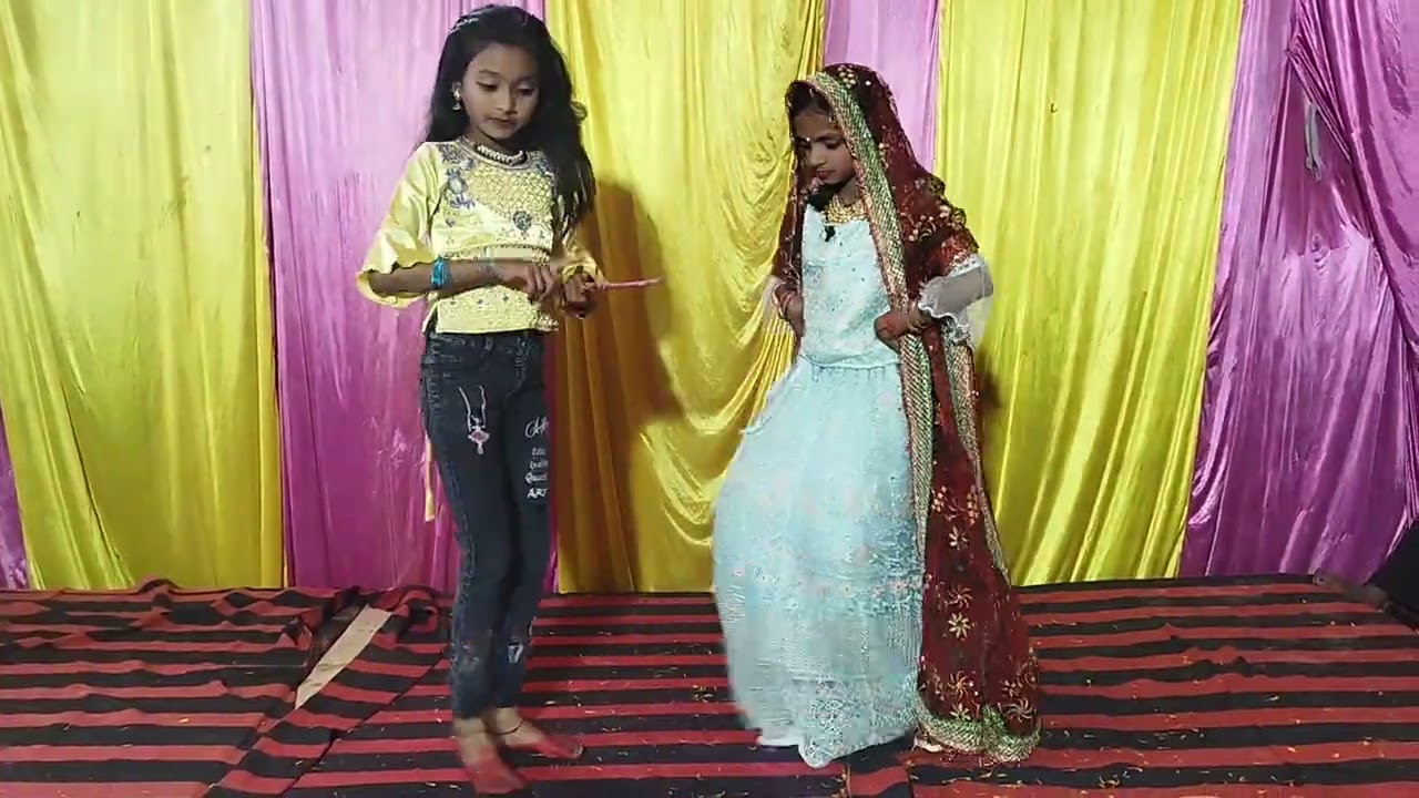 Jhalkat hamri gaghariya hai kahana song 2026