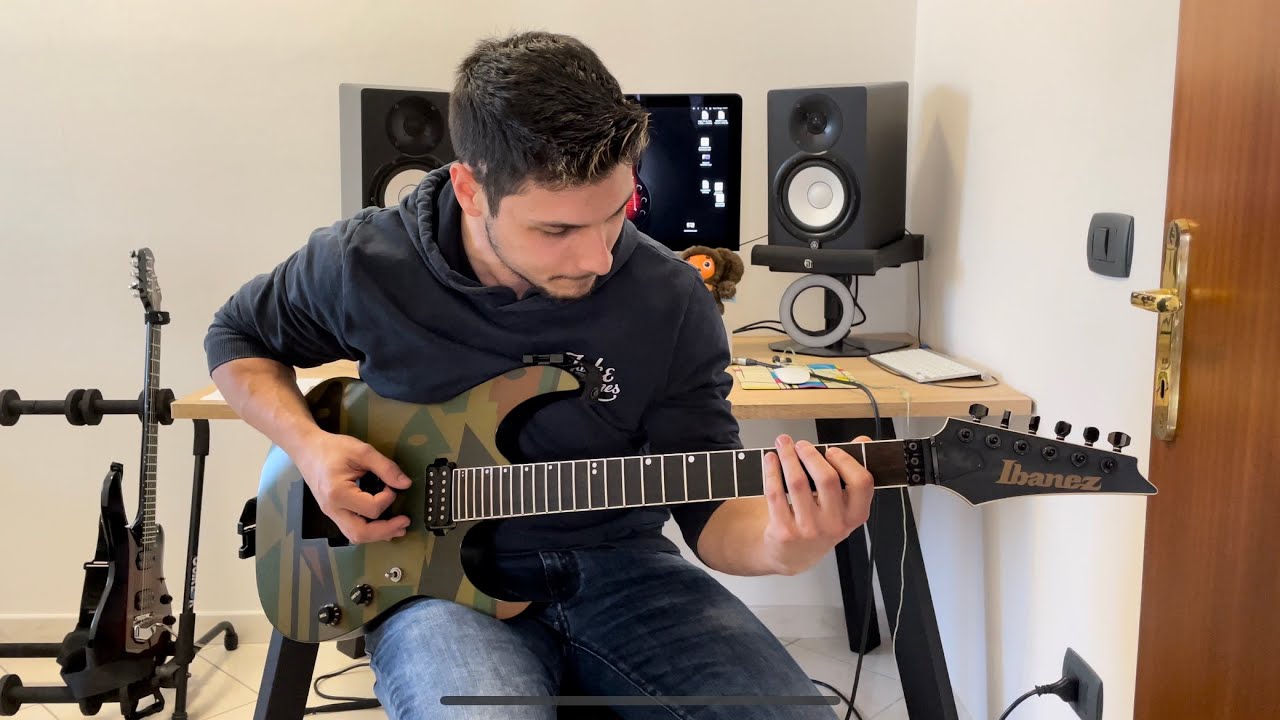 Shredding like John Petrucci - Ibanez JPM P100 P4 - Guitar Shred