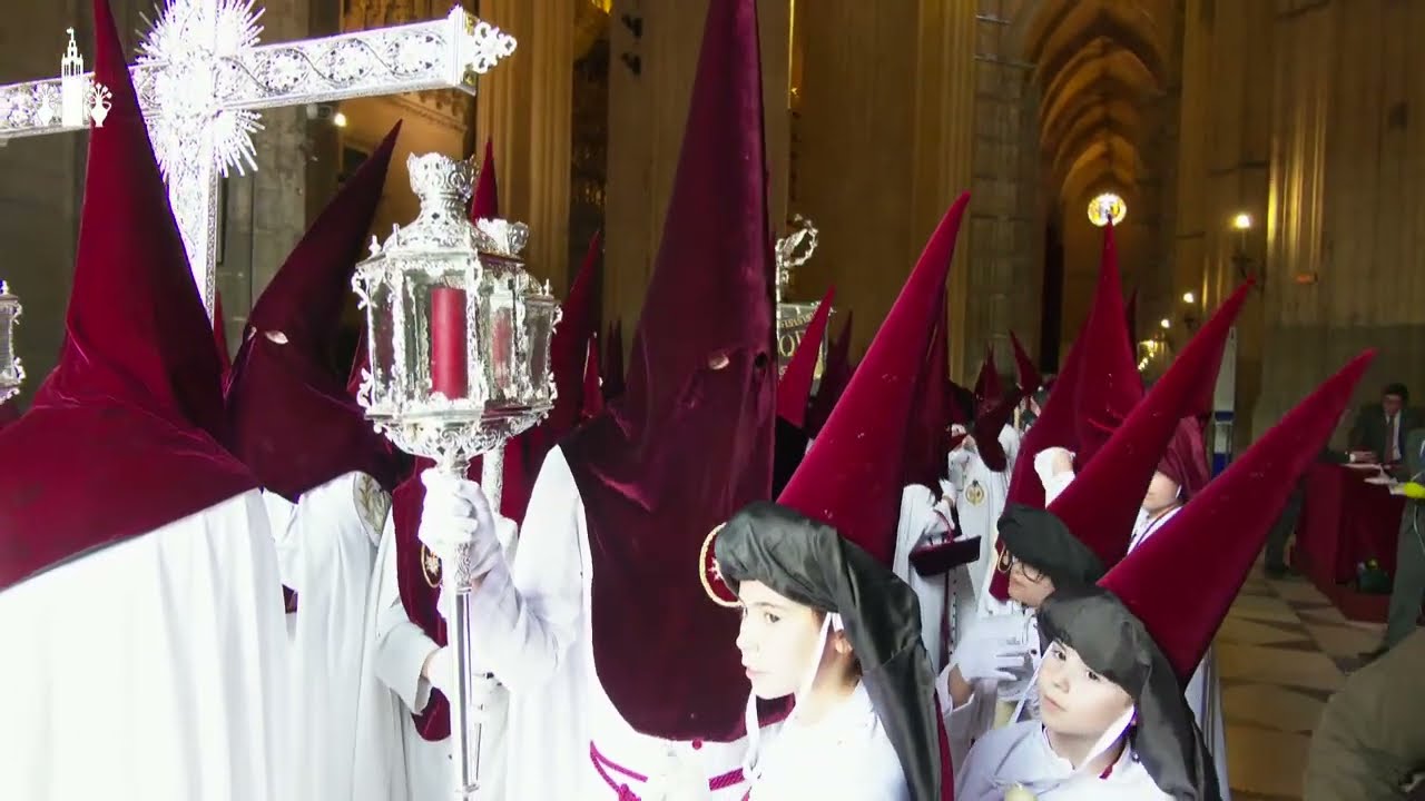 PASO DE LAS COFRADIAS. MARTES SANTO