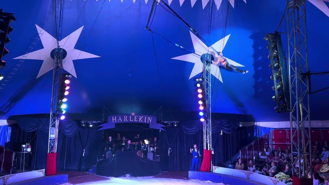 Cloud swing Europe season/ circus Harlekin
