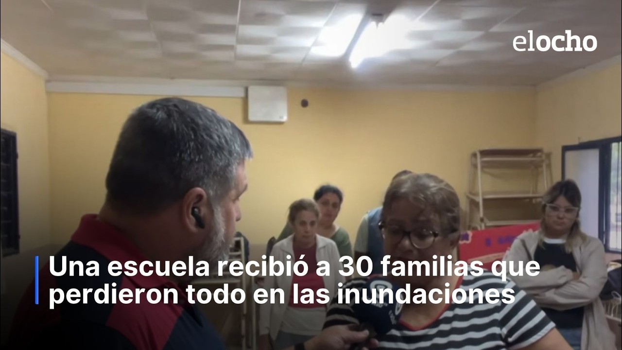 UNA ESCUELA RECIBIÓ A 30 FAMILIAS QUE PERDIERON TODO EN LAS INUNDACIONES