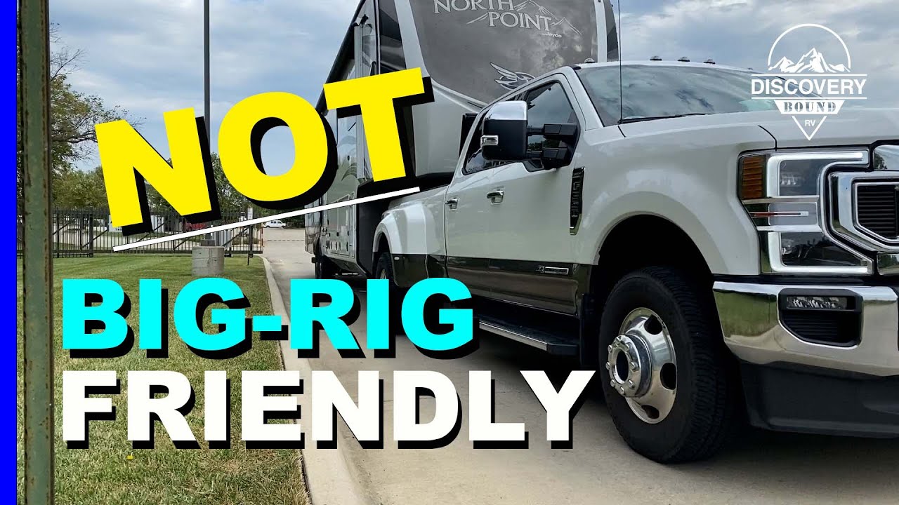 RV Life | Big-Rig Parking FAIL! | Discover Branson, MO