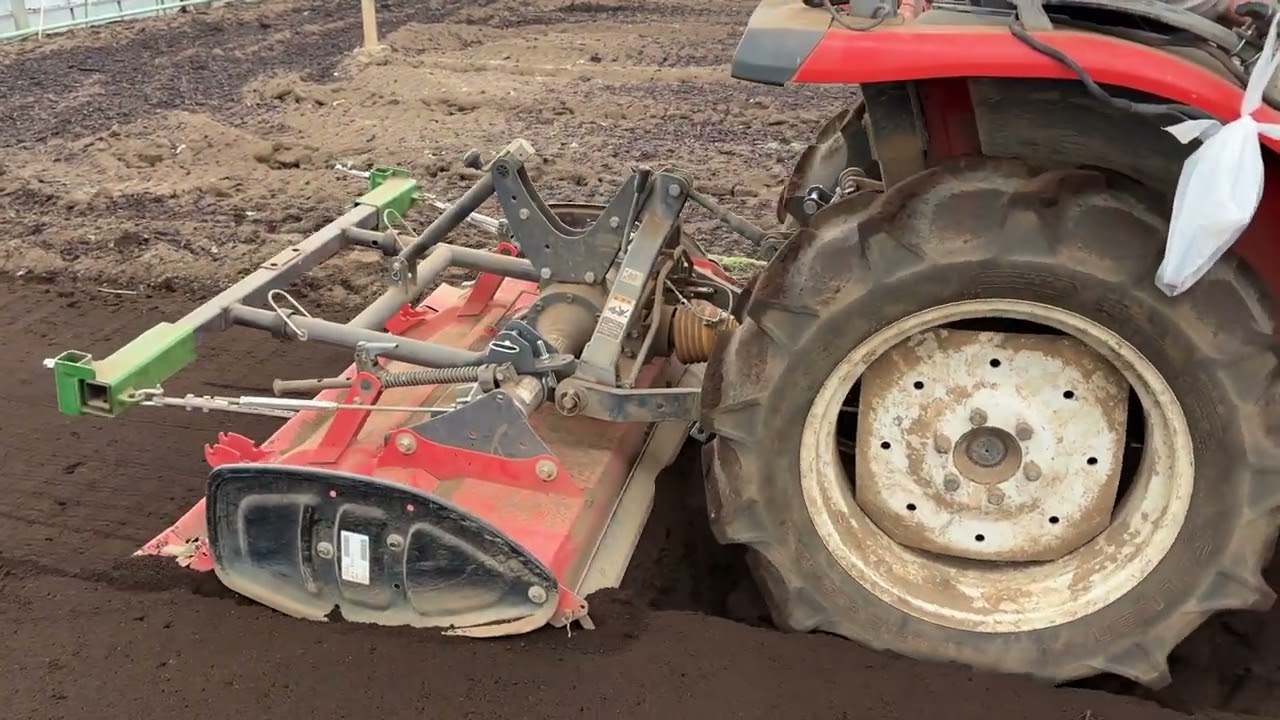 KT230 ハウス内ロータリー作業　耕耘順序