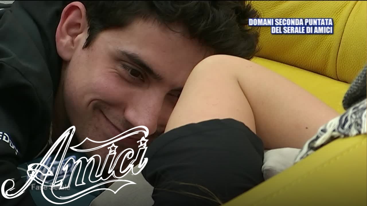 Amici 19 - L'avvicinamento tra Javier e Talisa