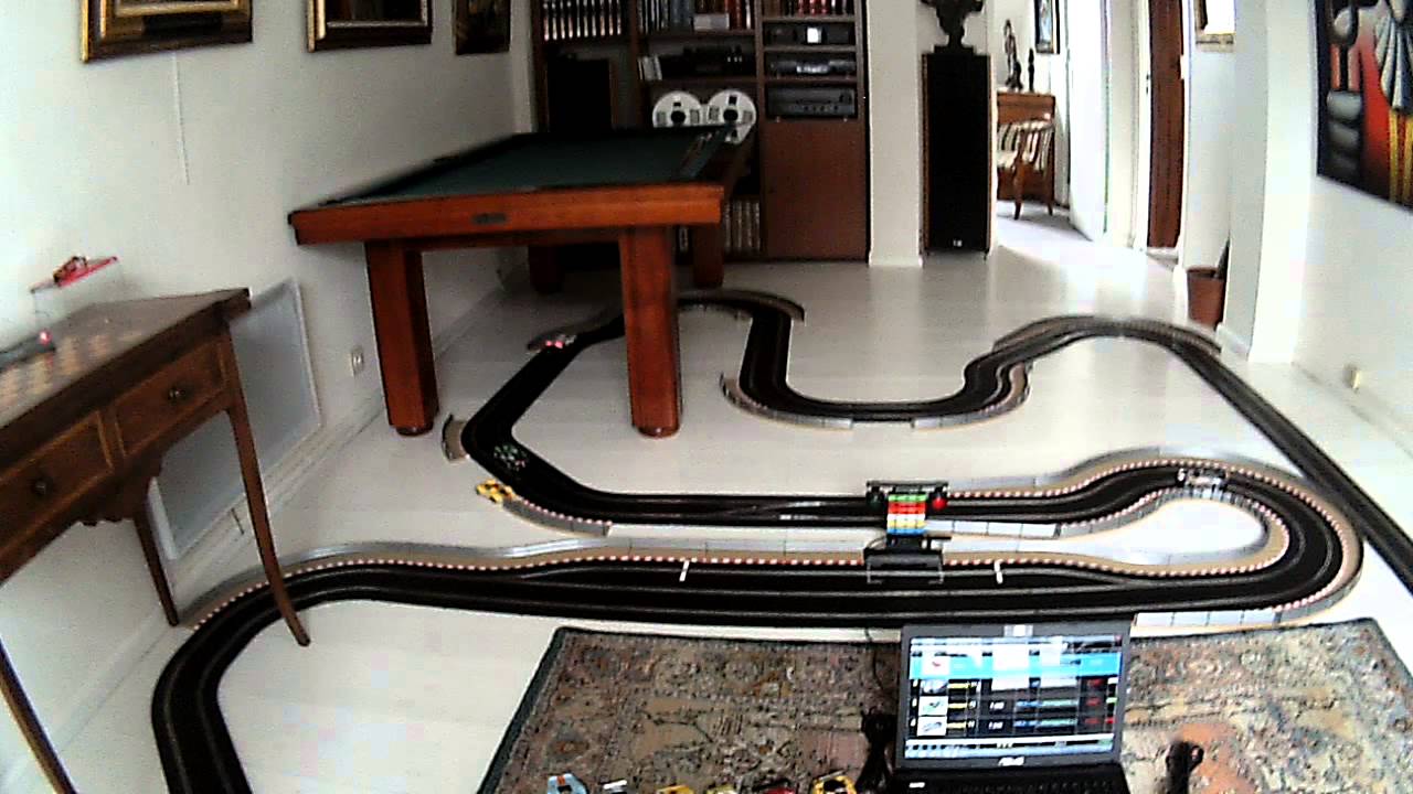 Circuit scalextric avec Pit Pro de luxe