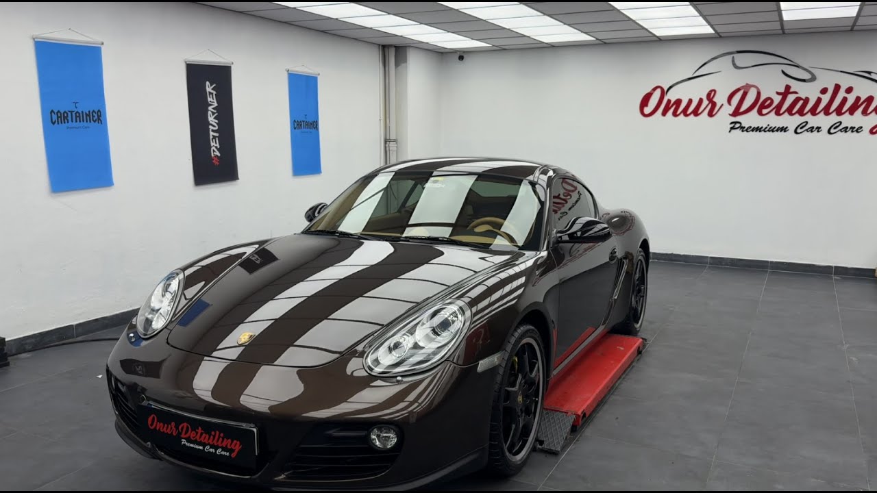 Porsche Cayman Premium Yenileme: İç Trim Boyama, Seramik Kaplama & Deri Restorasyonu