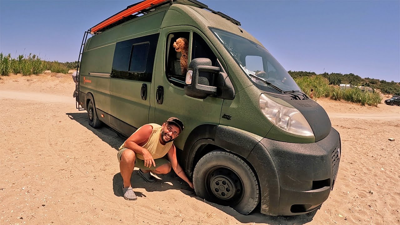 KARAVANLA KUMA BATTIK ! 45 DERECE SICAKTA NELER ÇEKTİK?
