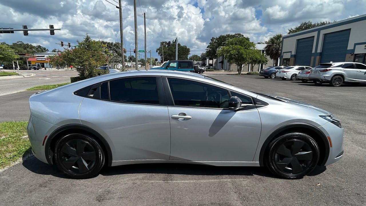 2024 Toyota Prius LE : 5 Things That I Like