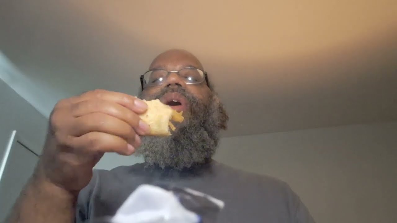 Mukbang asmr taco bell cheesy street calupa