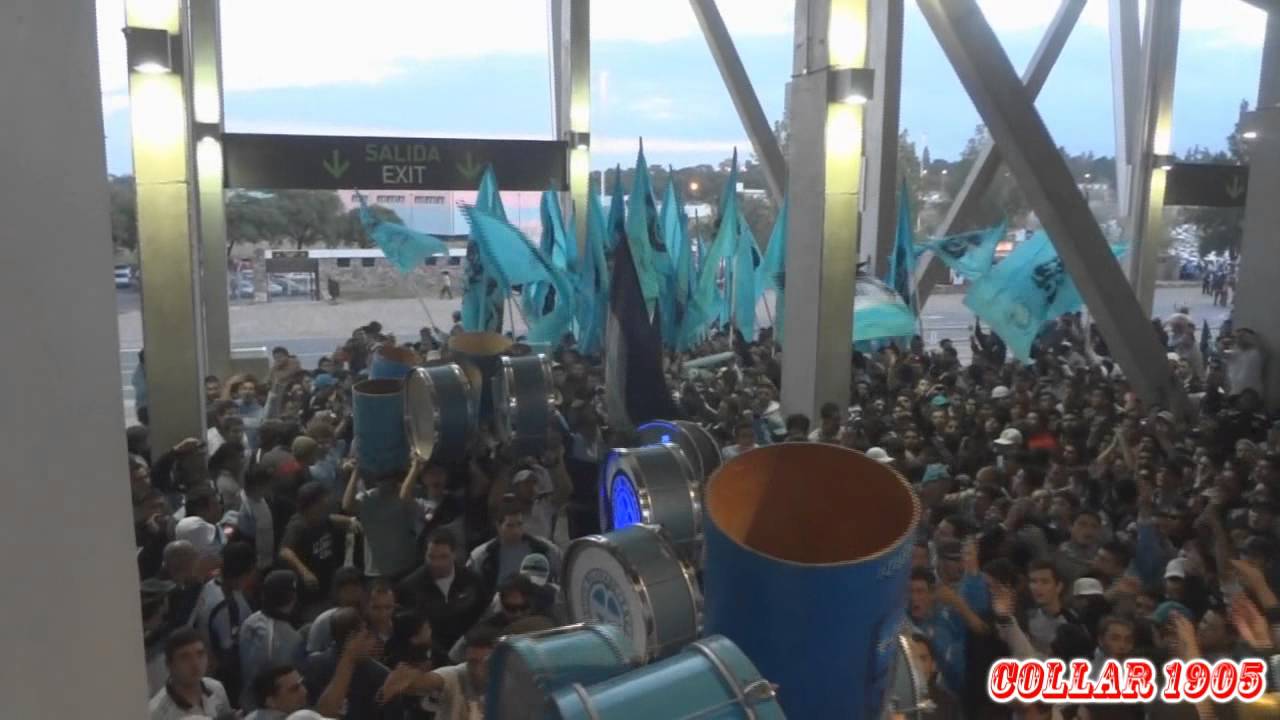 LA GLORIOSA BANDA DE LOS PIRATAS ENTRANDO VS BOCA...