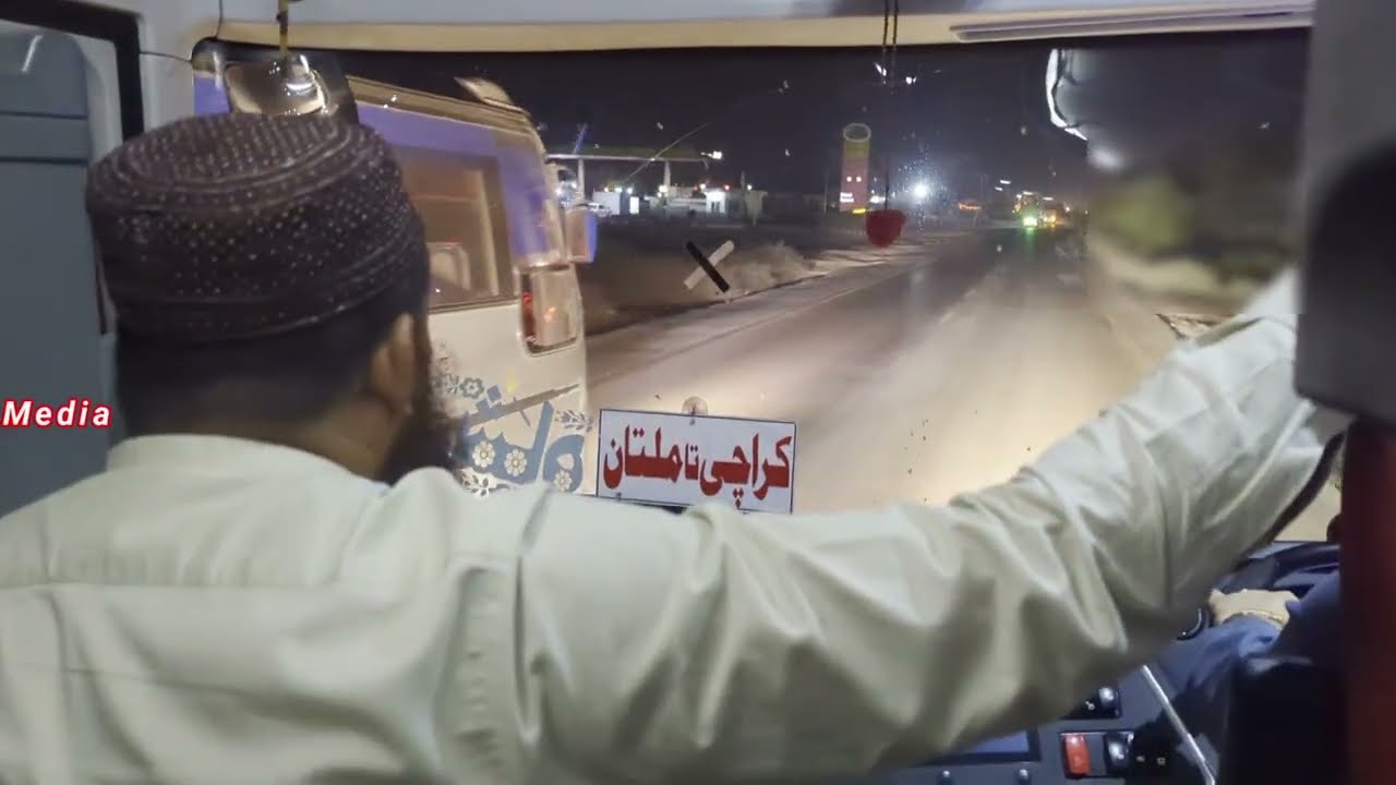 Adil shah coach Multan to Karachi part 4 | Waraich Exp sy muqbala| Mehran highway k muskil safar 