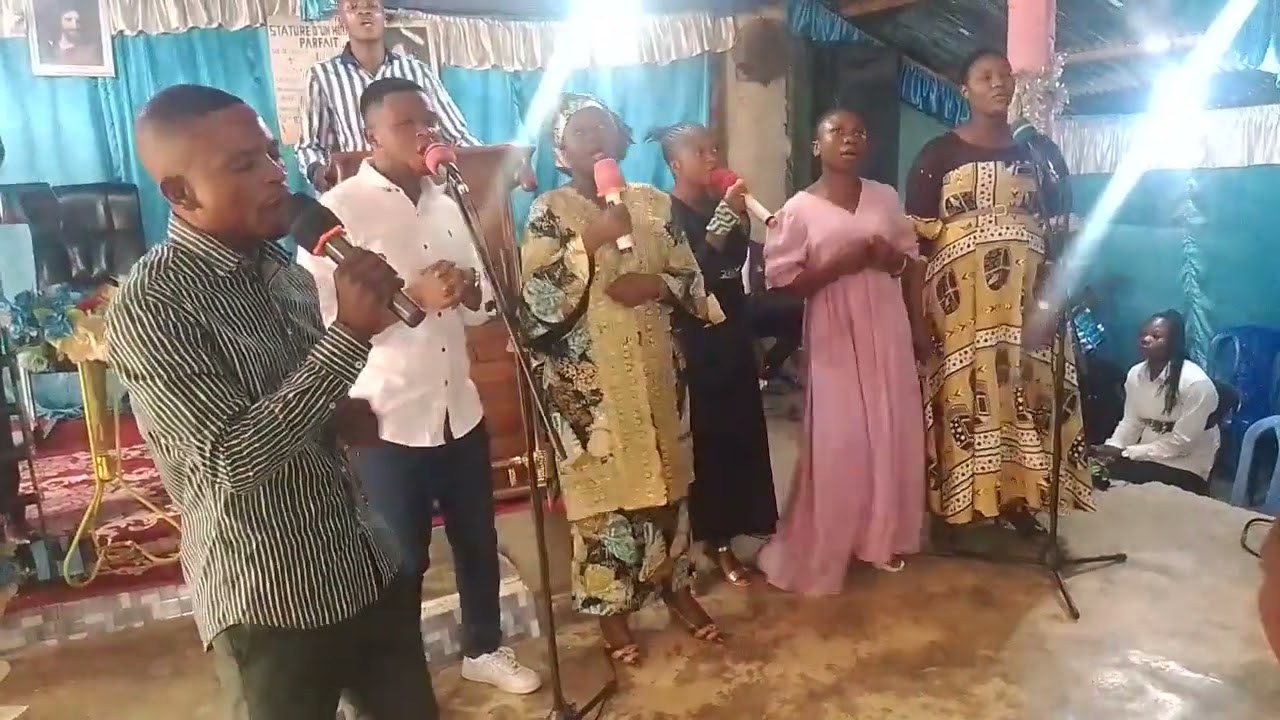 As-tu déjà préparer ta réservation? David -épouse dans l'épouse tabernacle à Lubumbashi 