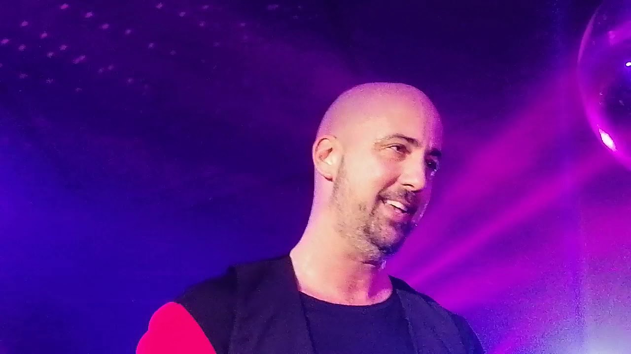 TNT koncert siófok. 2019.09.28. Bolond aki sir egy  lány után. Plázs