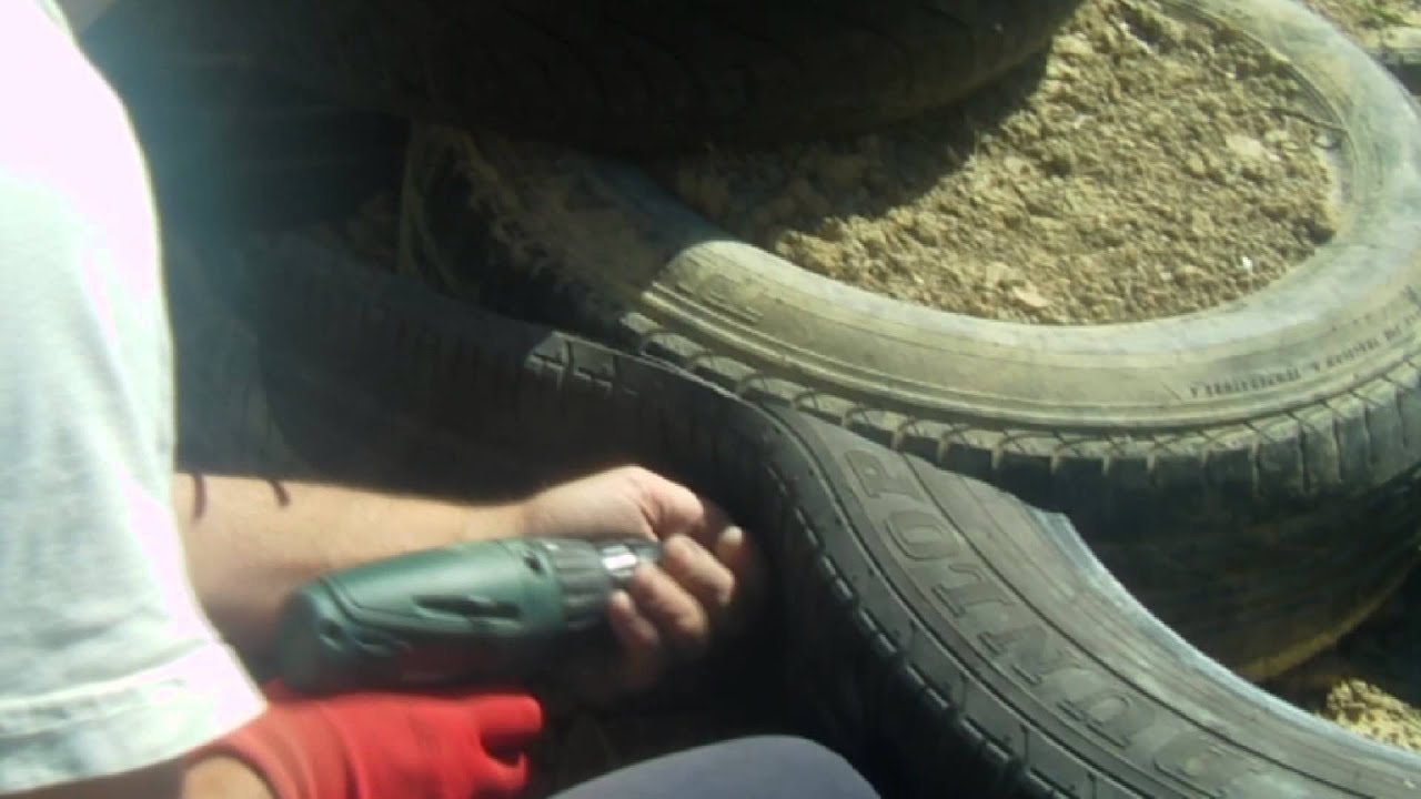 Construccion de domo o cúpula geodésica con estructura de neumaticos palets y material reciclado
