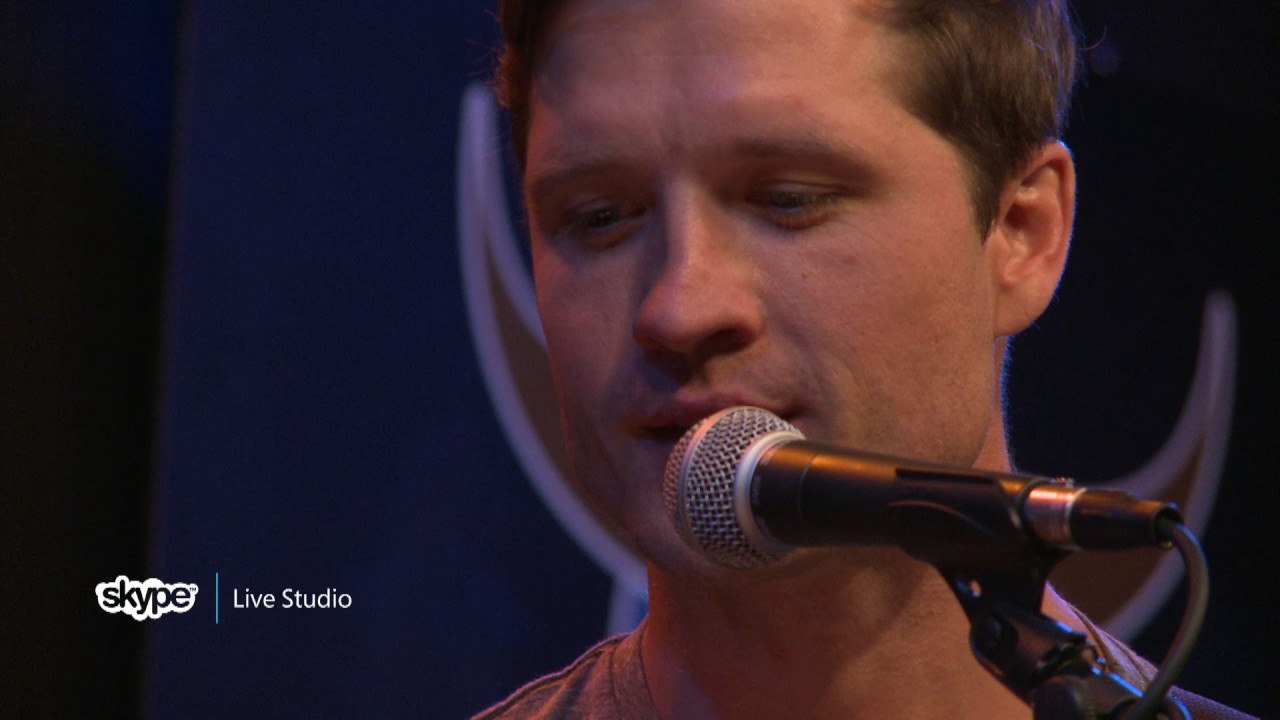 Walker Hayes - Interview and Dad Jokes (98.7 THE BULL)