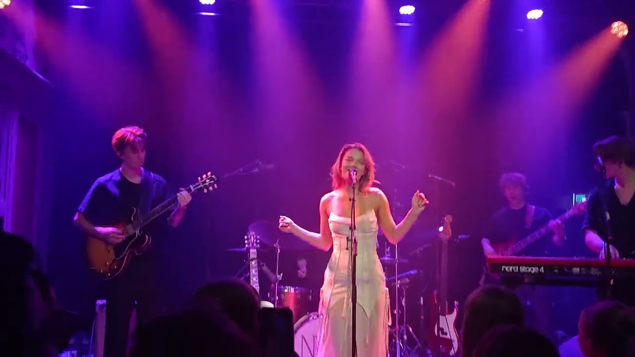 Isabel van Gelder - Unreleased song (Live @ Luxor Live)
