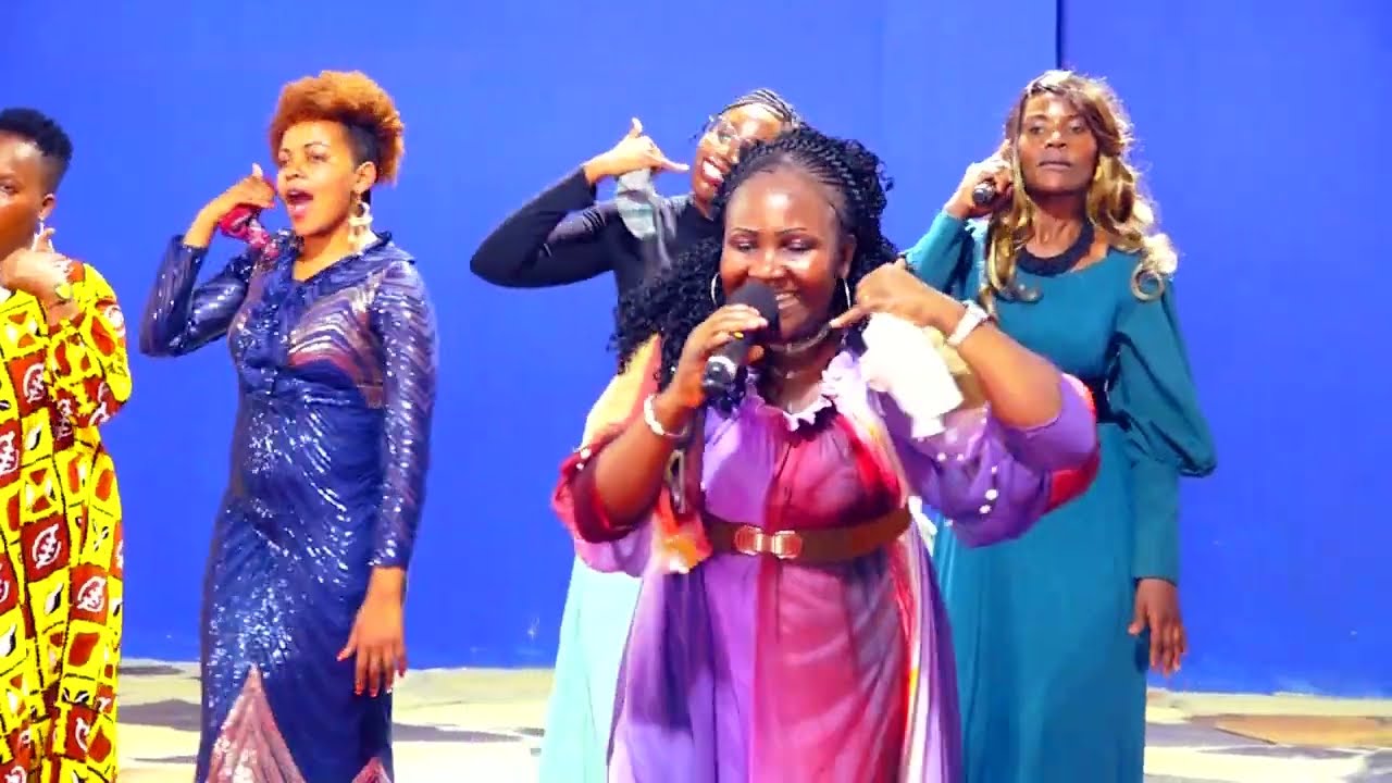 HELLO MBINGUNI-POWERFUL PRAISE MEDLEY BY SHAMAYIM MF