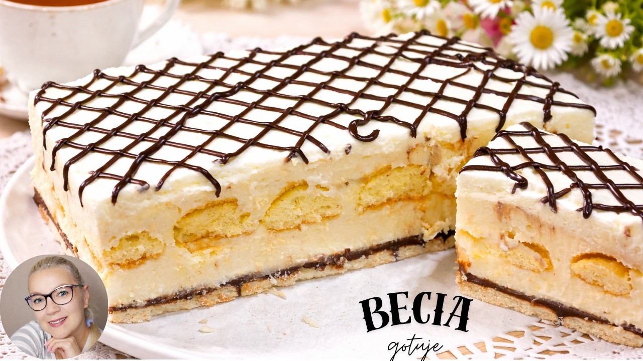 Niesamowicie pyszny - budyniowiec bez pieczenia. Pyszne, delikatne ciasto. Becia gotuje - poleca.