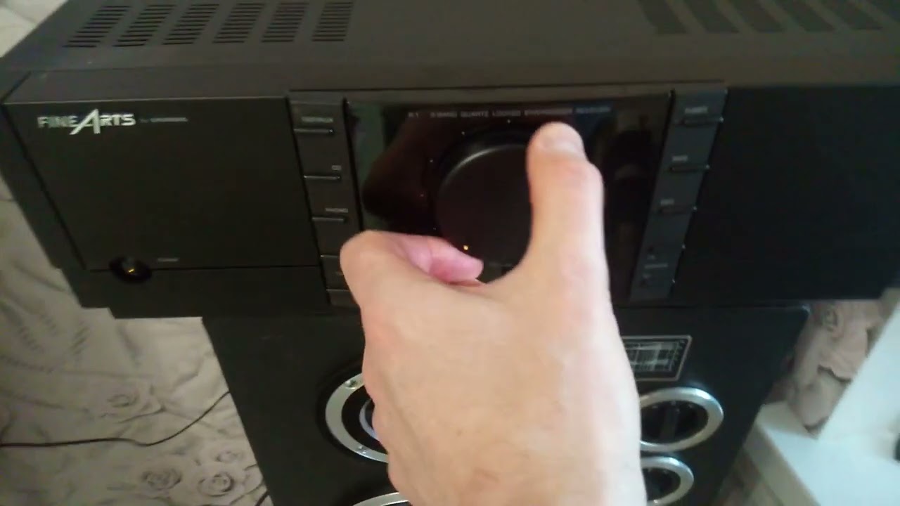 r1 fine arts by grundig