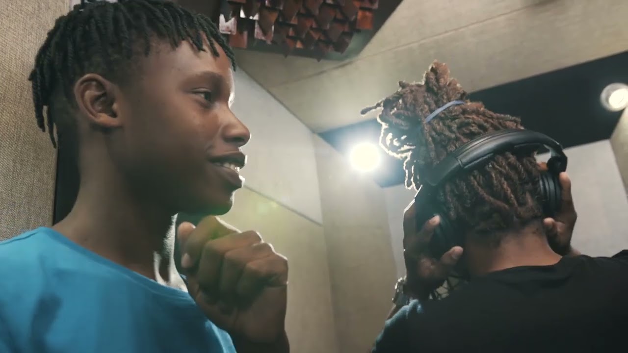 Dale Elliott x Valdomore - The Studio Session (Making a Hit Song) 🎙️😂