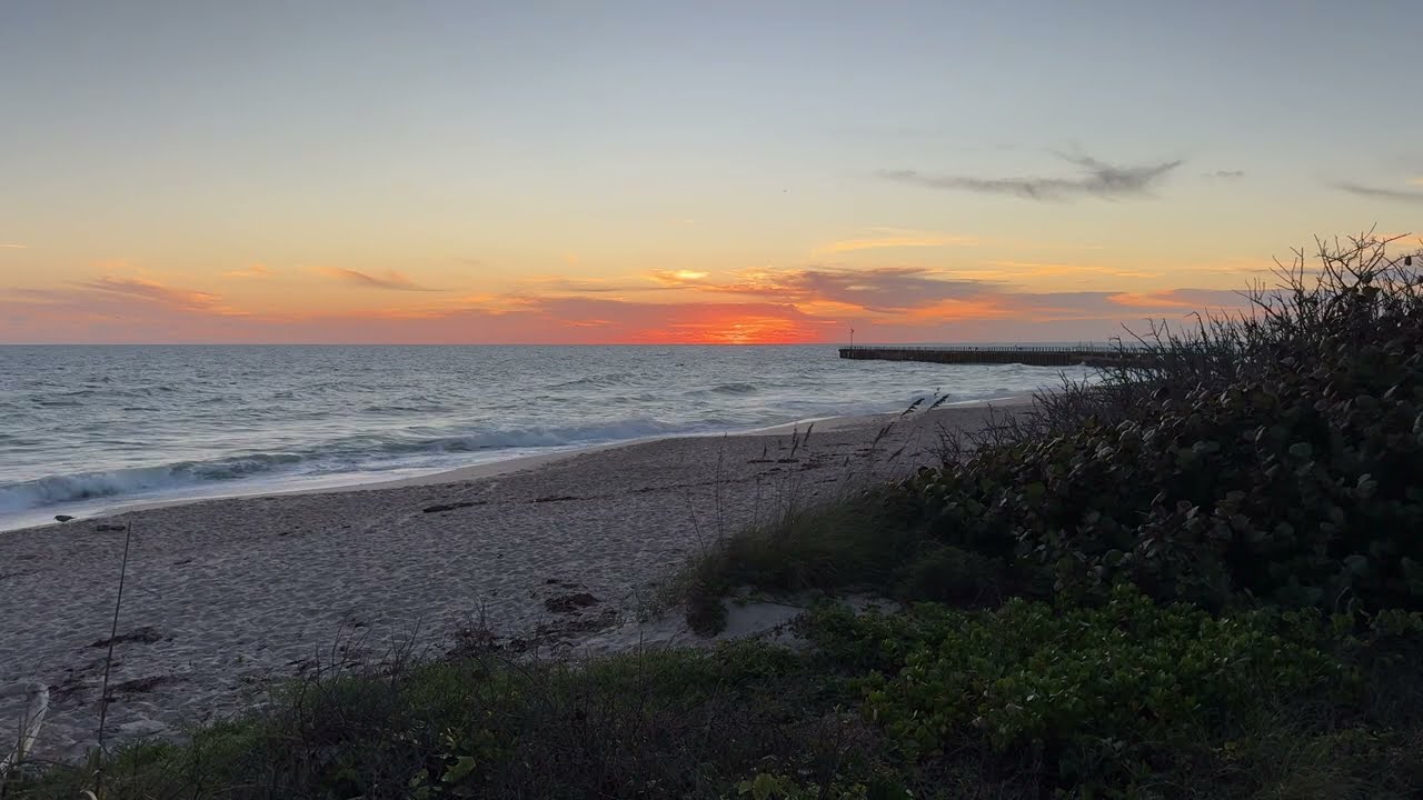 Gorgeous Beach Sunrise in 4K