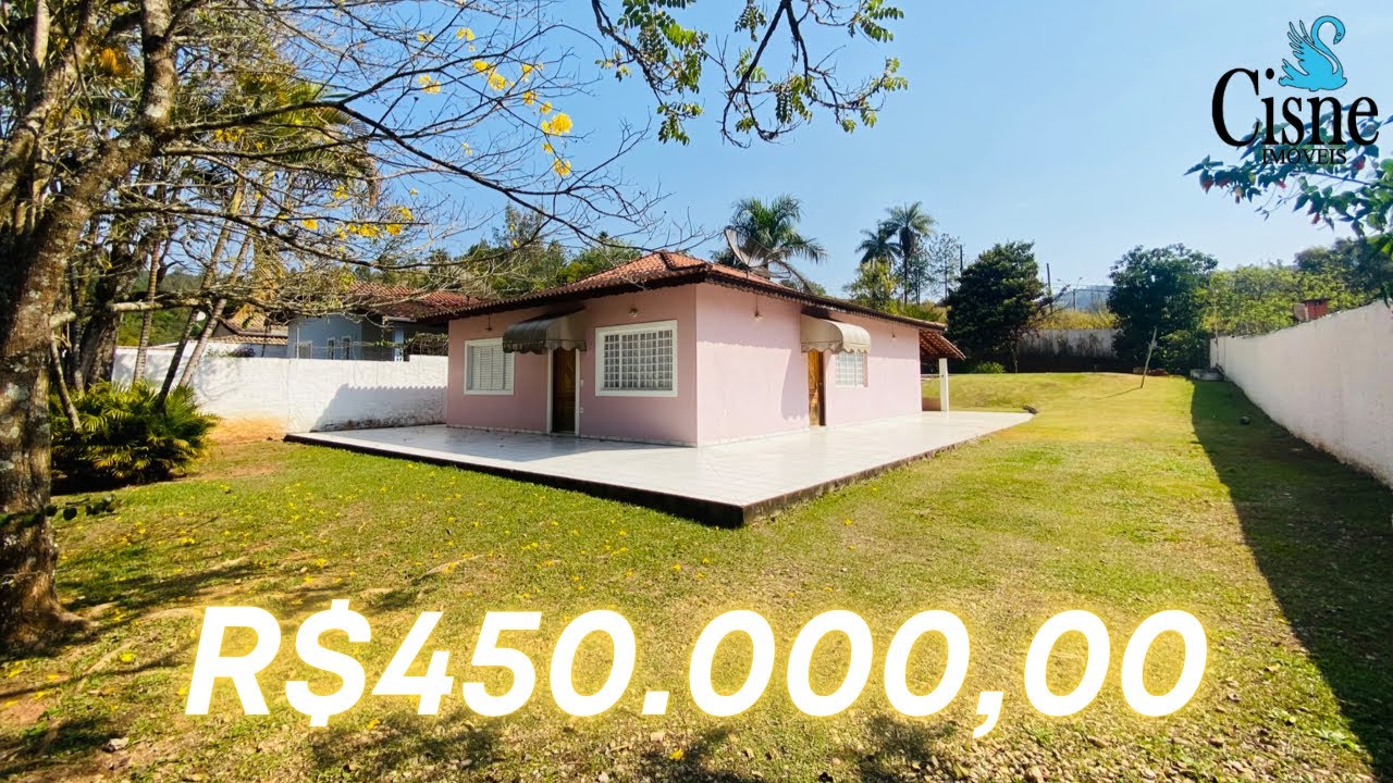 (VENDIDO) Casa de Campo em Serra Negra com mais de 1.000m2 de terreno / Serra Negra - Lindoia