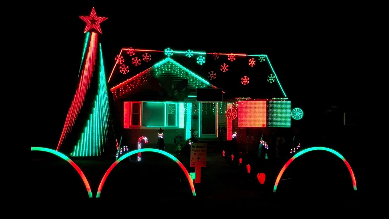 The Best of Star Wars 2021 Christmas Light Show
