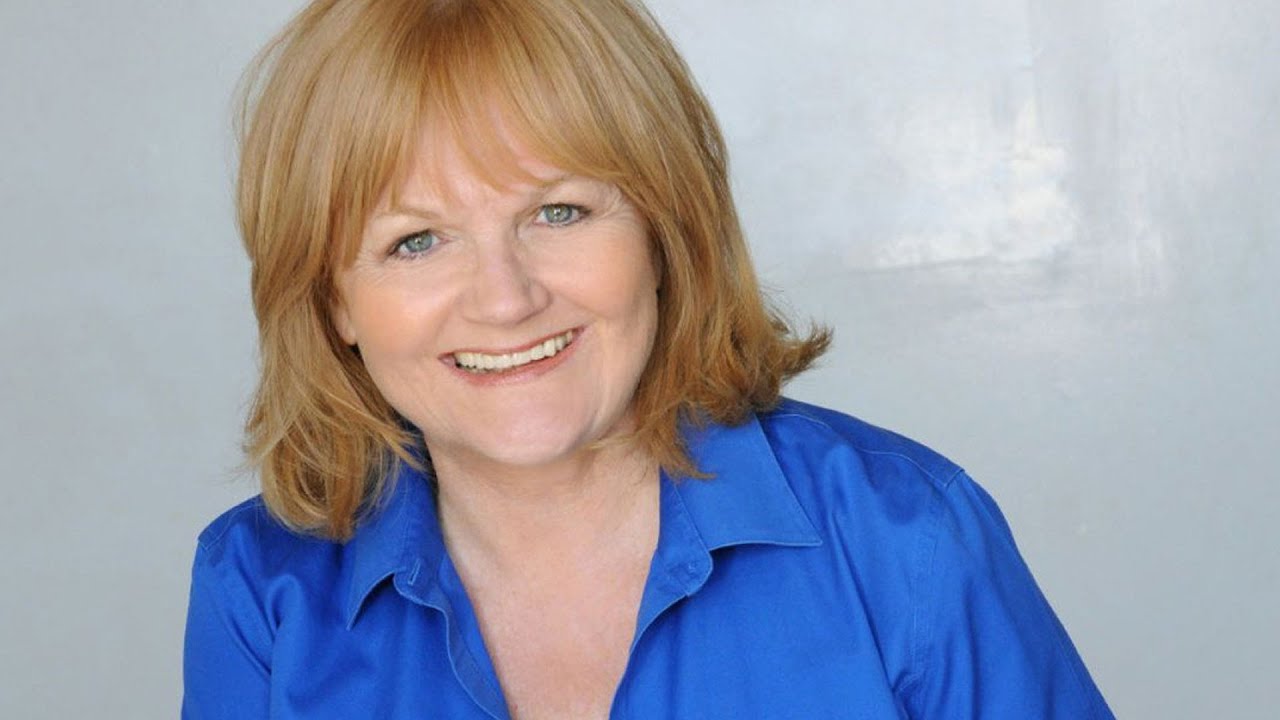 Anne Diamond Interviews Lesley Nicol: Life Beyond Downton Abbey
