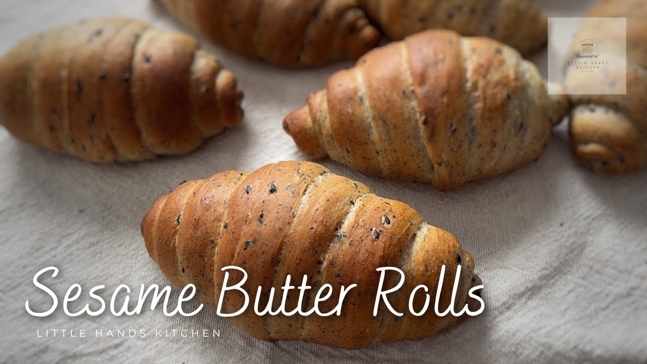 How to make Black Sesame Butter Roll ｜Soft Dinner Roll Baking Recipe