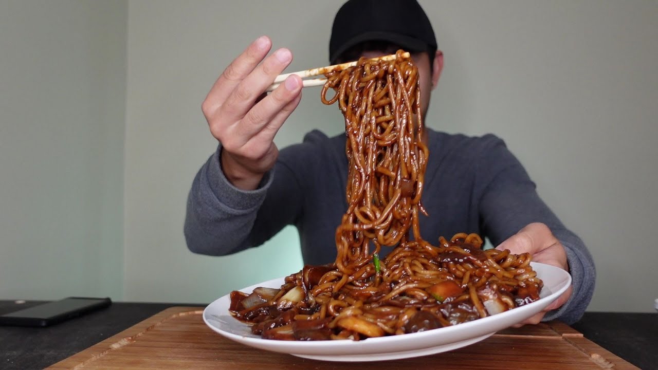 KOREAN JAJANGMYEON NOODLES