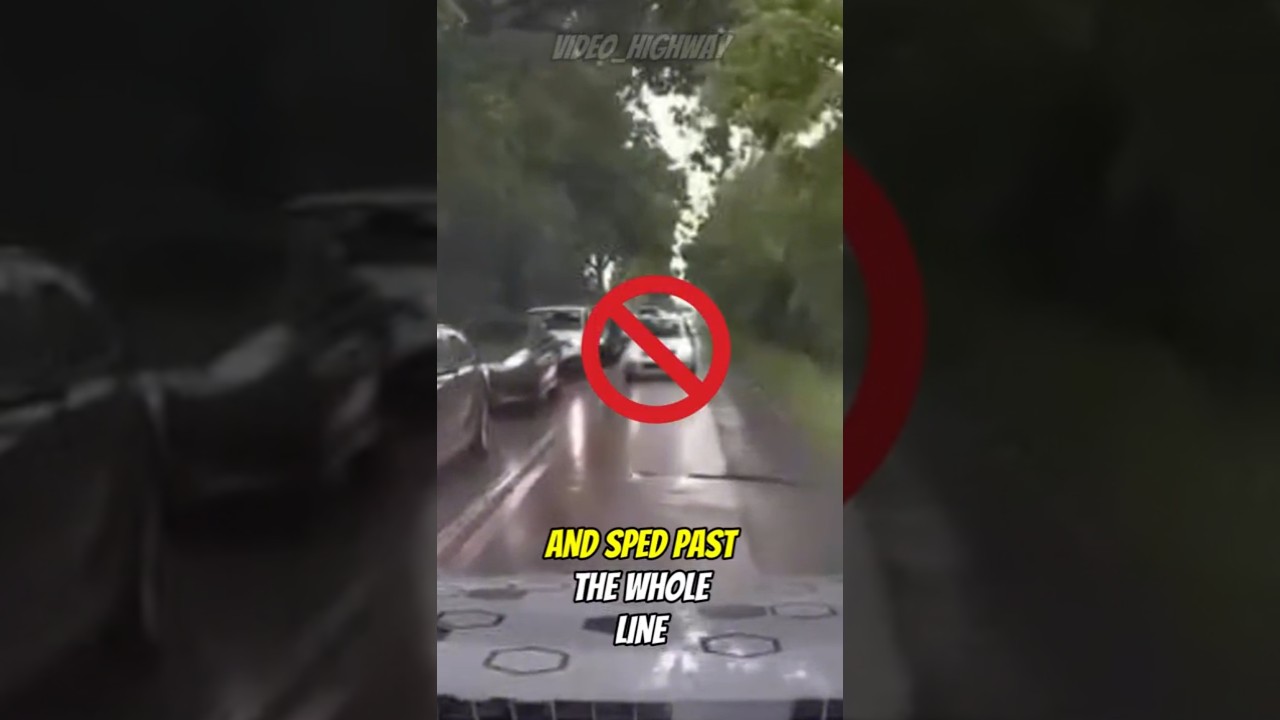 Crazy Traffic Jam Overtake Gone Wrong