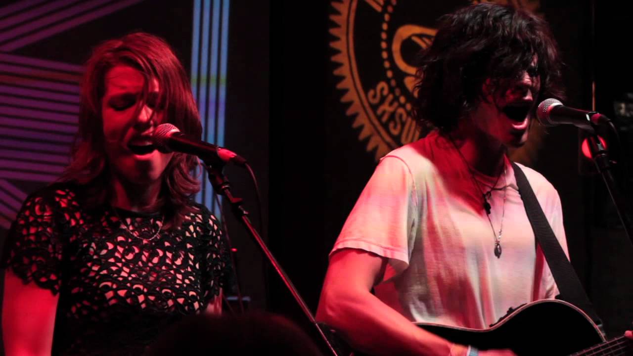 Grouplove - Lovely Cup [OFFICIAL]
