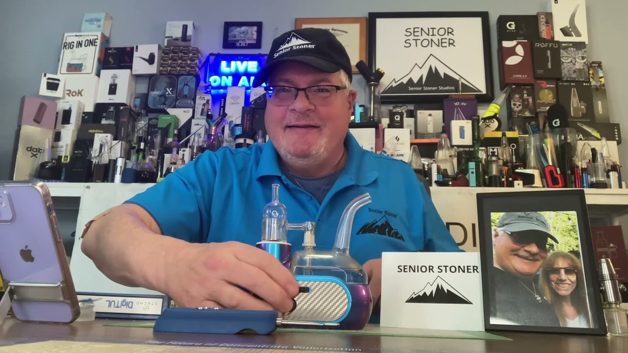 UNBOXING FIRST IMPRESSIONS STACHE PRODUCTS DIGI TOOL COMBO DIGITAL SCALE AND DAB TOOL A COOL DEVICE!