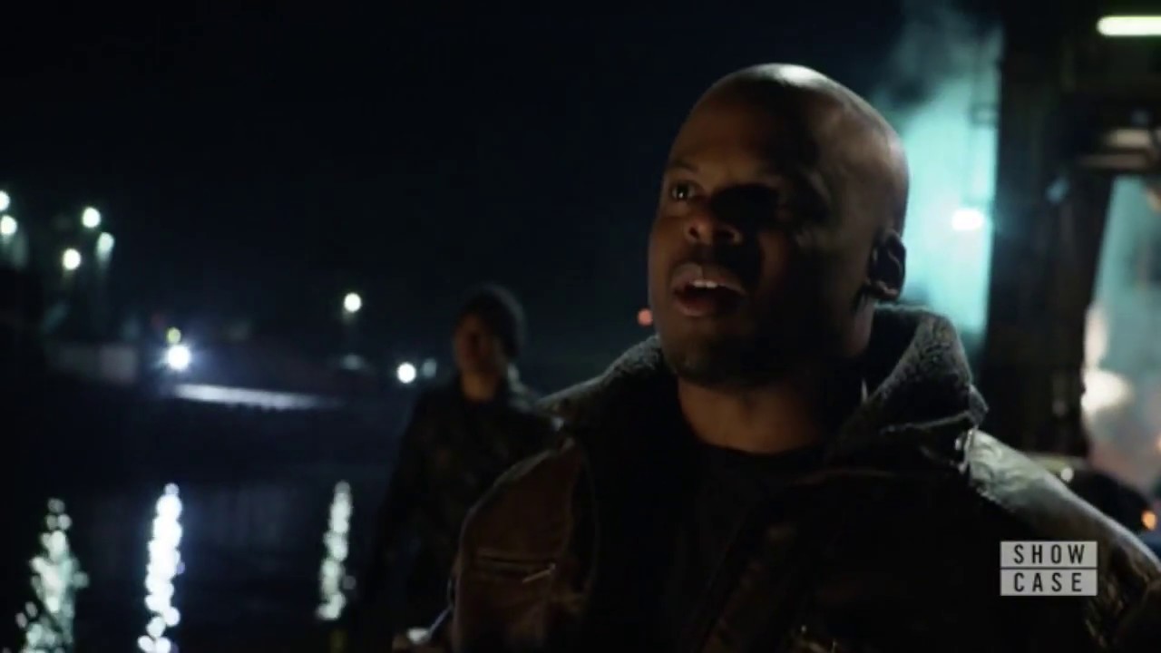 Worldkiller Attacks | Supergirl l 3x09 | Reign