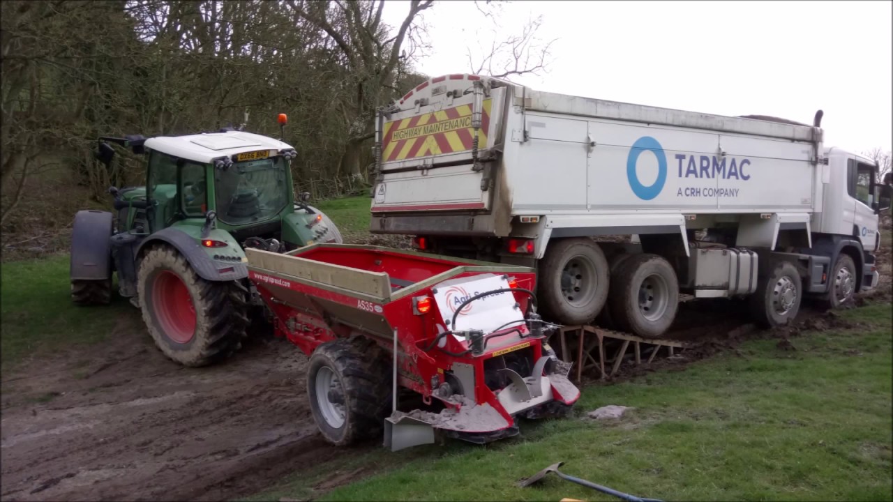 Agri-Spread AS35 ramp fill variable rate lime spreader
