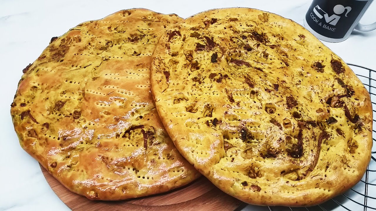 Persian bread 4(sub)/نان فتیر  سنتی سبزوار خودش یه غذای کامله،نان روغنی سبزی دار مقوی برای ماه رمضان