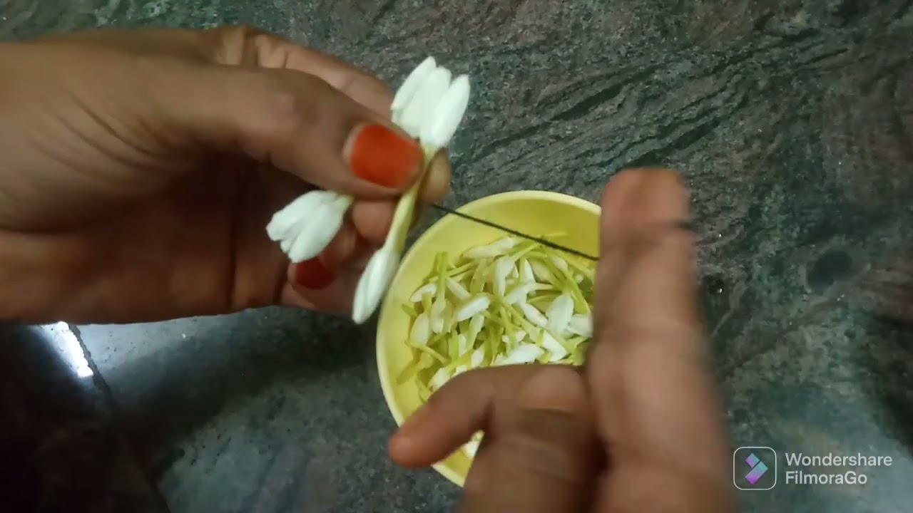 பூ கட்ட தெரியாத அப்போ இந்த வீடியோ பாருங்க/Aniss ulagam