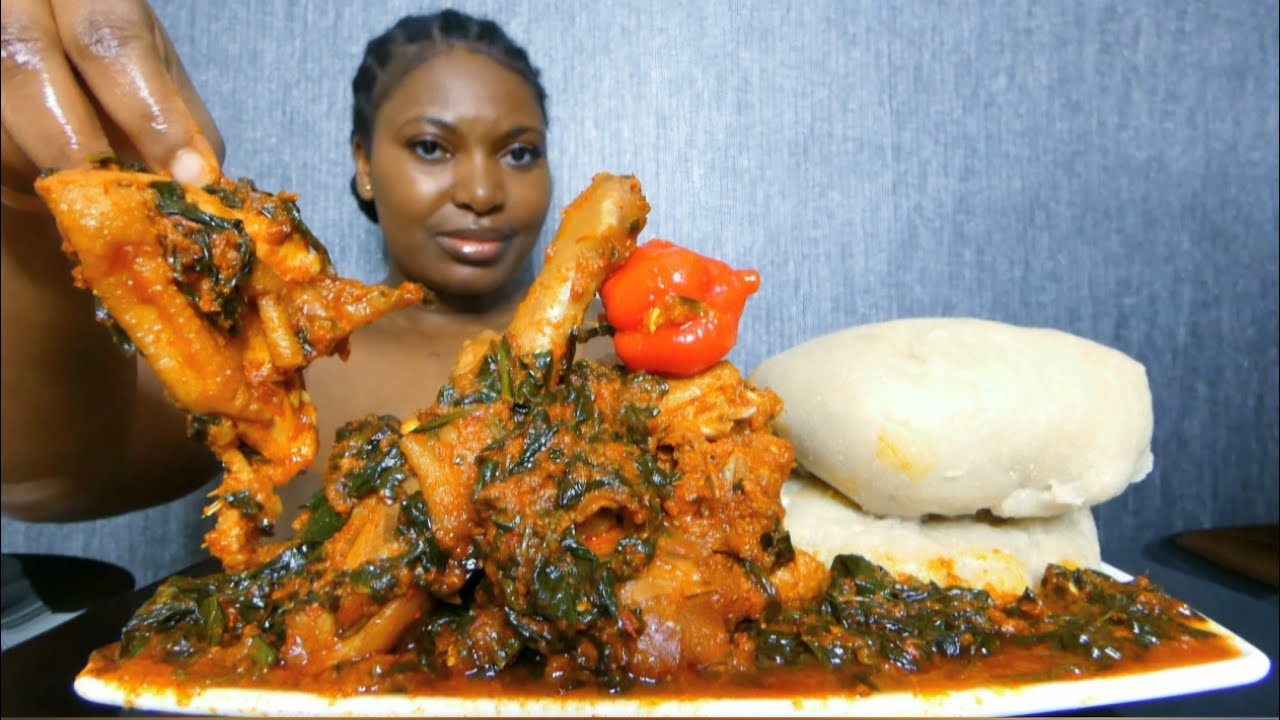 Cook and Eat With Me  hard chicken spinach stew with cassava fufu