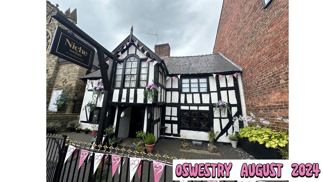 Walk around Oswestry August 2024 Town Centre | Shropshire | Wales | Pubs | Park | Old UK