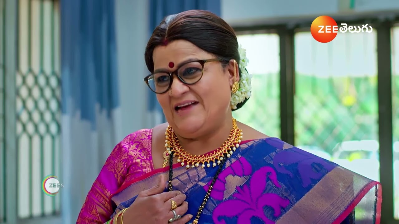 Nindu Noorella saavasamభాగీ, అమర్ ల రొమాన్స్ !