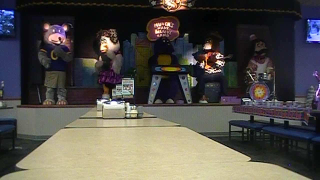 Chuck E Cheese Lowell - Holiday 2013 Segment 1 (Deck The Halls)