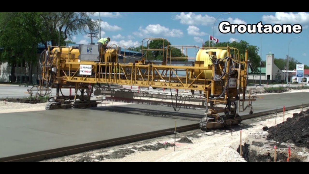 Highway Concrete Machines At Work