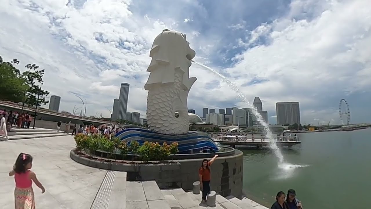 I VISITED THE ICONIC MERLION PARK #singapore #fyp #travel #places #beautiful #cute #youtube #video 