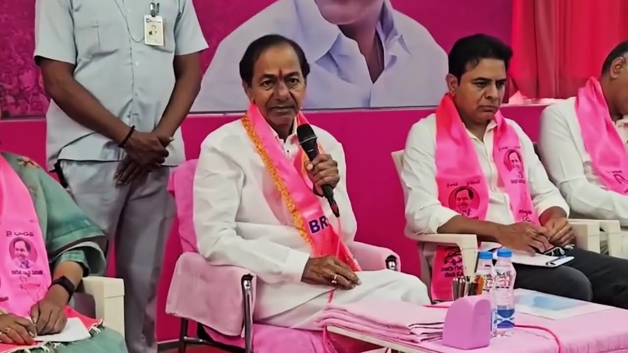KCR Meeting With Jubilee Hills MLA Candidate Maganti Sunitha Garu along with Senior BRS Leaders #kcr