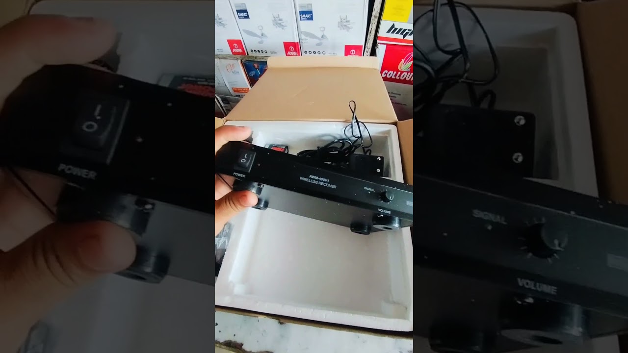 Ahuja cordless microphone AWM - 490V1.            