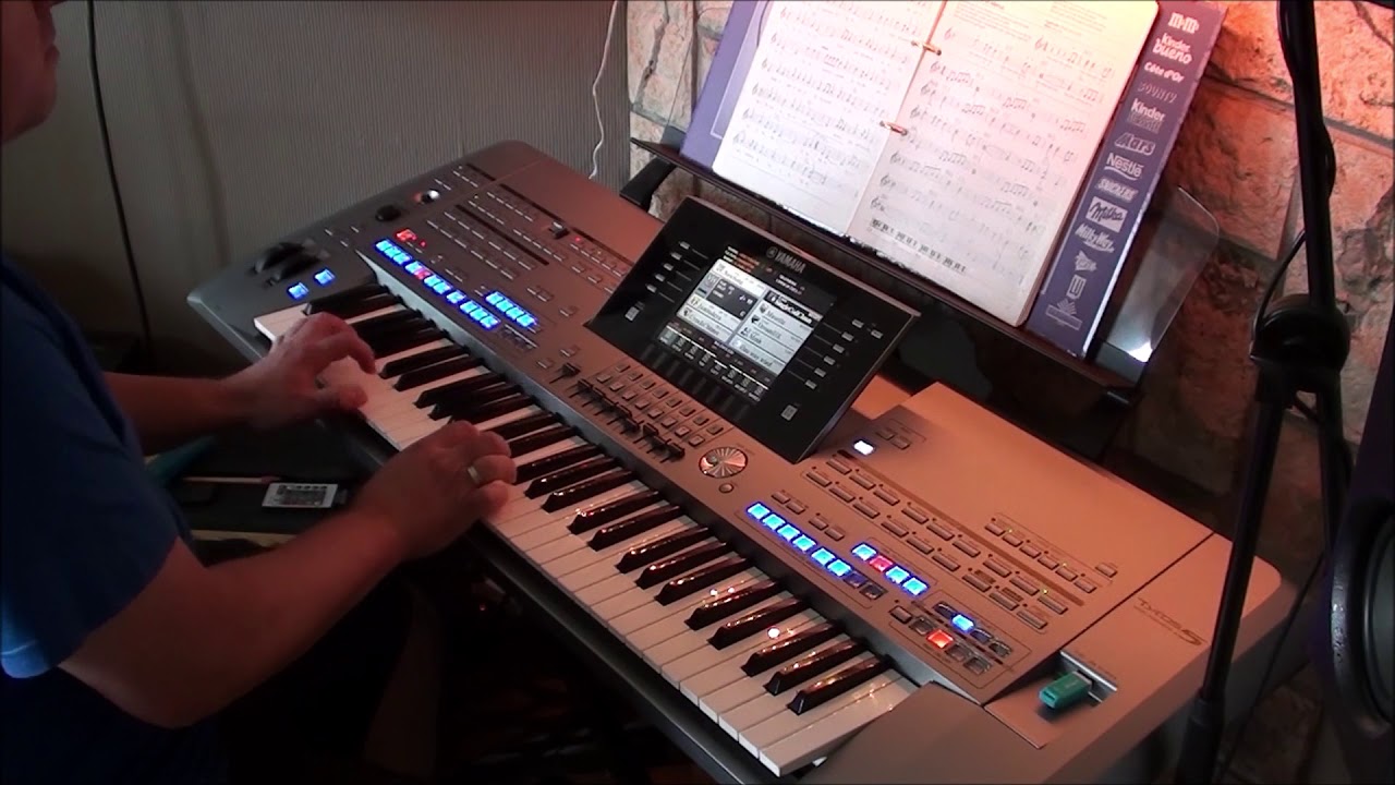 Jambalaya - Hank Williams (cover by DannyKey) on Yamaha keyboard Tyros5
