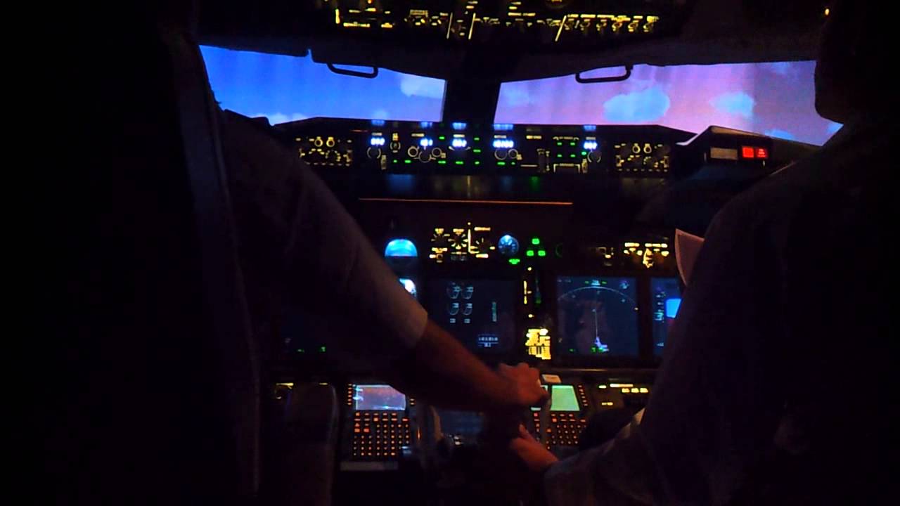 Pre Flight checks 737-800 Sim.