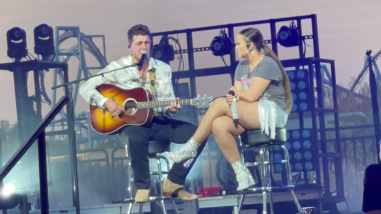 WHISKEY LULLABY Cover(Live) by Gabby Barrett and Cade Foehner | SeaWorld Orlando